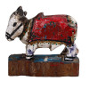 Soška posvátného býka Nandi ze dřeva, antik, ručně malovaná, 16x5x16cm