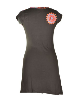 Krátké černo-oranžové šaty s krátkým rukávem, mandala design, atypický výstřih