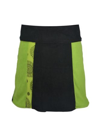 Krátká černo zelená fleecová sukně s výšivkami, zapínání na zip, kapsa