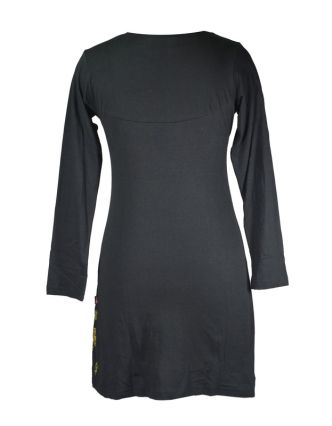 Krátké černé šaty s dlouhým rukávem, Chakra tisk a výšivka, zipy u krku