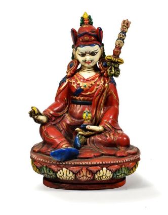 Guru Rinpoche sedící na lotosovém trůnu, keramika, 16x24cm