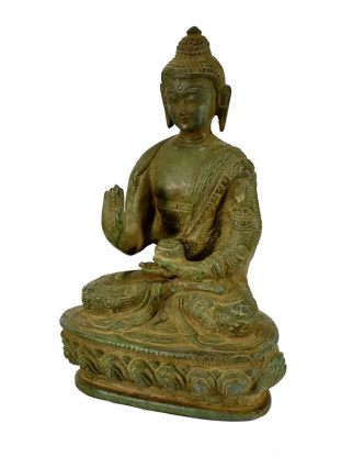 Mosazná soška, Buddha Amoghasiddhi, zelená patina, 15x23cm
