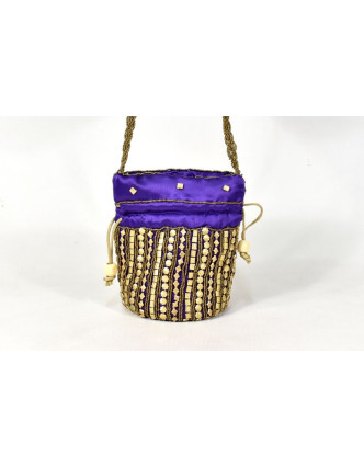 Malá fialová kabelka bohatě zdobená zlatými korálky, 19x19cm