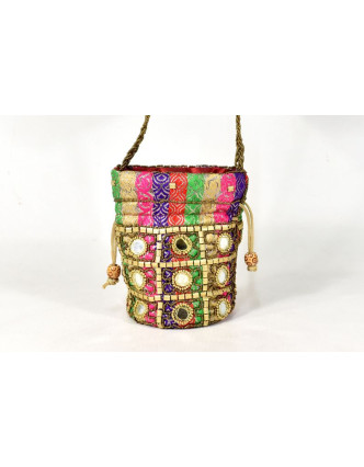 Malá multibarevná kabelka bohatě zdobená korálky a sklíčky, 19x19cm