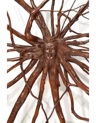 Dřevěná hlava Déví z kořene kávovníku, 125x125cm