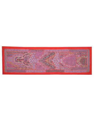 Červená tapiserie, "Cotton fine runner", vyšívaný patchwork,160x50cm