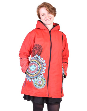 Červený kabát s kapucí zapínaný na zip, barevný Mandala potisk, lemy
