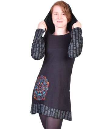 Krátké černé šaty s kapucí a dlouhým rukávem, Mantra design, výšivka