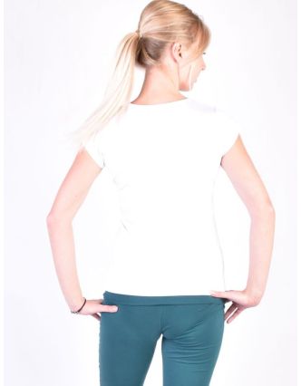 Bílé tričko na jógu z bio bavlny, výšivka Kitamari a potisk