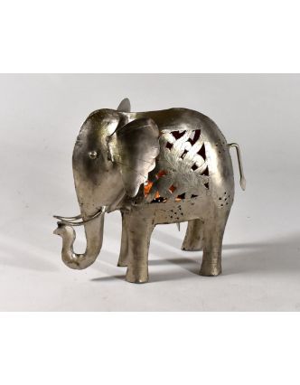 Slon, kovový svícen, ruční práce, prořezávané ornamenty, vyš. 24cm