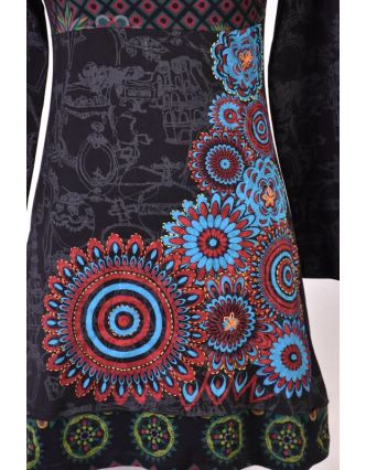 Krátké černé šaty s celotiskem a dlouhým rukávem, Mandala print, ruční výšivka