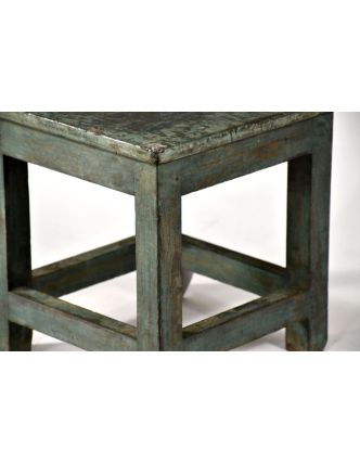 Stolička z antik teakového dřeva, tyrkysová patina, 30x30x30cm