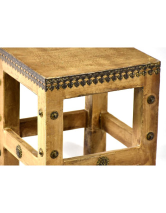 Stolička z antik teakového dřeva zdobená mosazným kováním, 23x22x30cm