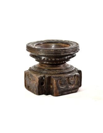 Antik svícen s originální řezbou, týk, 15x15x12,5cm