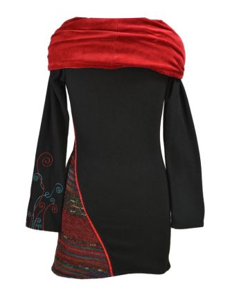 Krátké šaty s dlouhým rukávem, velký sametový límec, černo-červené, výšivka
