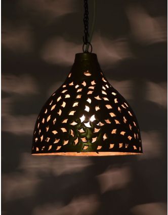 Mosazná lampa v orientálním stylu s jemným tepaným vzorem, ruční práce, 26x26cm