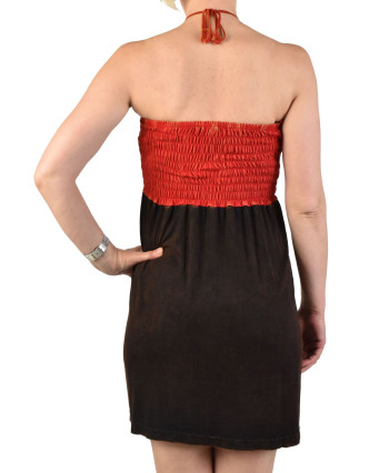 Mini červeno-černé šaty na ramínka, aplikace a barevná výšivka