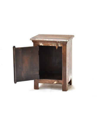 Komodka/noční stolek zdobený reliéfem Buddhy, 45x35x60cm