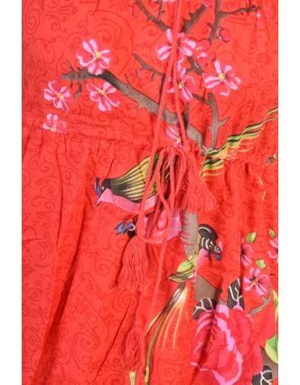 Červené letní šaty s potiskem, tříčtvrteční rukáv