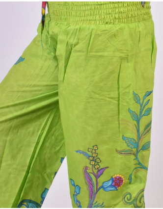 Zelené balonové kalhoty s potiskem, žabičkování