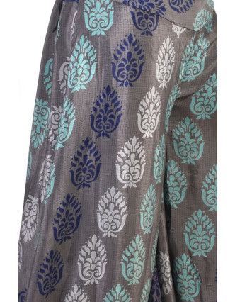 Široké kalhoty z recyklovaných sárí, mix barev a designů