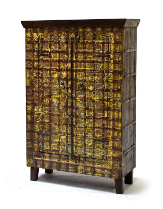 Antik skříň z teakového dřeva, kovem pobité dveře, 92x42x140cm