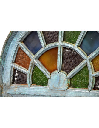 Staré okno zdobené skleněnou mozaikou, vyplněné zrcadlem, 75x11x132cm