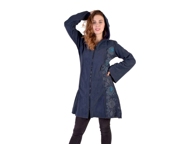 Modrý fleecový kabátek s dlouhou kapucí, zapínání na zip