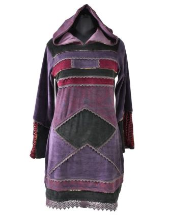 Fialové sametové mikinové šaty s kapucí a barevnými aplikacemi,