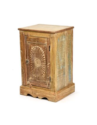 Komodka z antik teakového dřeva, ruční řezba, 46x36x72cm