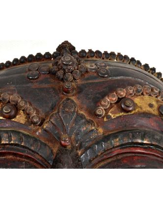 Tibetská dřevěná maska, ručně malovaná s kováním, 26x31cm