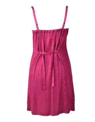 Lehké krátké tmavě růžové šaty na ramínka, výšivka, vázání na zádech