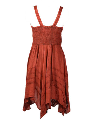 Krátké červené šaty na ramínka, výšivka