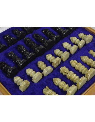 Šachy kamenné, cca 26*26 cm