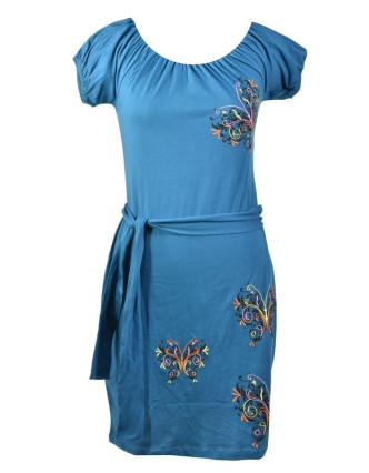 Modré šaty na ramena, krátký rukáv,  barevná výšivka motýl