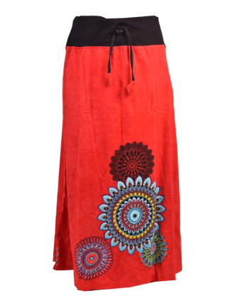 Dlouhá červená sukně s potiskem, elastický pas, šňůrka