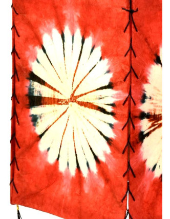 Stínidlo, červené, čtyřboké, batika kruh, barvený rýžový papír, 18x26cm
