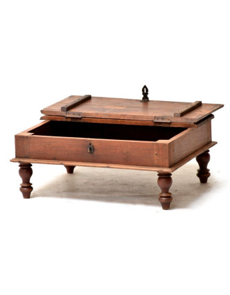 Starý kupecký stolek z teakového dřeva, 62x47x26cm