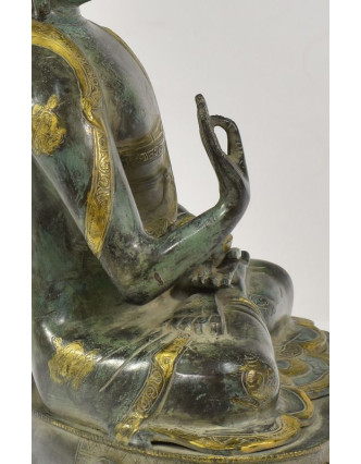 Buddha ochránce (Abhaya), antik zelená patina, mosaz, 27x20x41cm