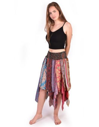 Multibarevná tříčtvrteční sukně s cípy (šaty), sárí, bobbin