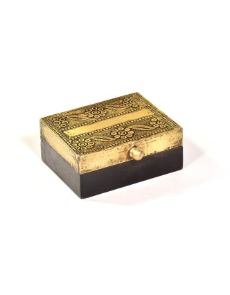 Dřevěná ozdobná krabička (šperkovnice), mosazné kování, 11x8x4cm
