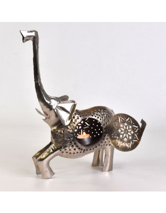Kovový ručně tepaný svícen ve tvaru slona, 40x10x43cm