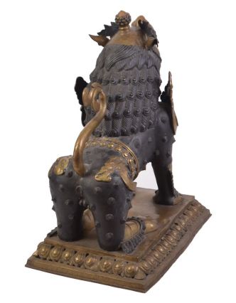Mosazný chrámový lev a lvice, výška 84cm, velikost podstavce 46,5 x 69,5cm