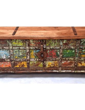 Truhla z teakového dřeva, železné kování, 130x76x46cm