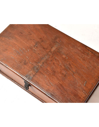 Truhla z teakového dřeva, železné kování, 63x37x30cm