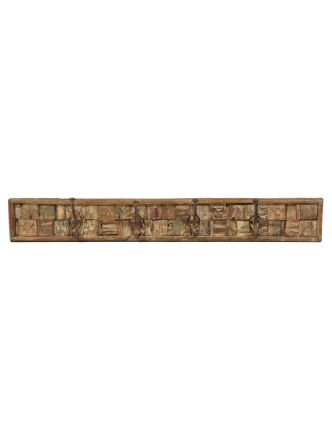 Dřevěný panel s hačky složený ze starých řezeb, 92x10x13cm