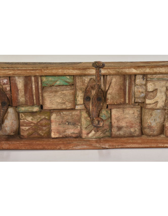 Dřevěný panel s hačky složený ze starých řezeb, 61x10x17cm