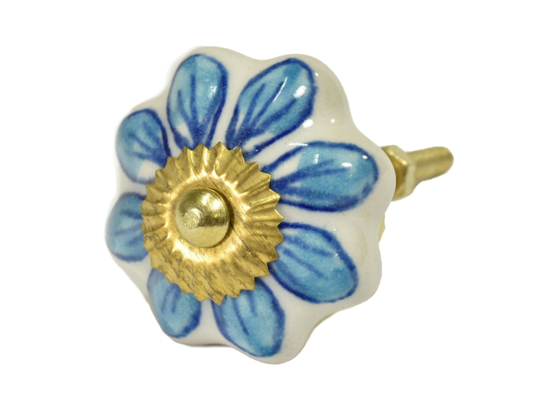 Malovaná porcelánová úchytka na šuplík, bílá, modrá květina, průměr 4,5cm