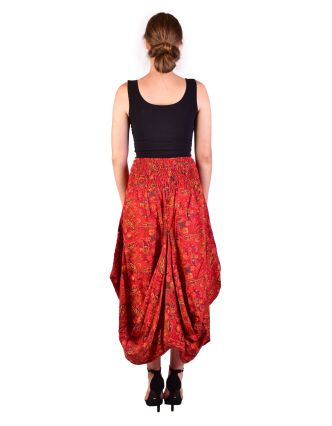 Dlouhá letní nařasená sukně, kapsy, červená s drobným paisley potiskem