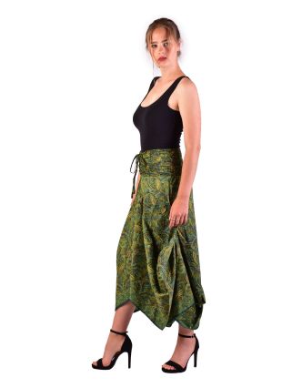 Dlouhá letní nařasená sukně, kapsy, zelená s drobným paisley potiskem